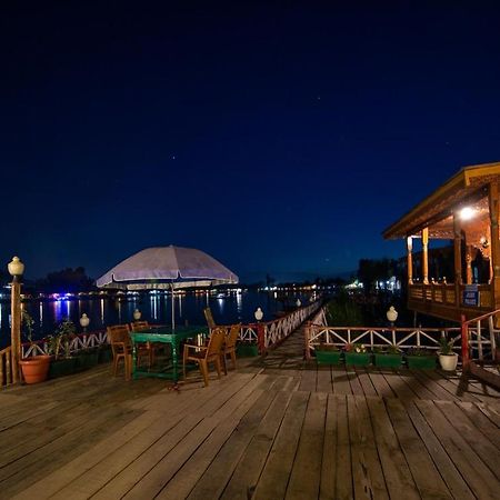 Kolu Group Of Houseboats Hotel Srīnagar Kültér fotó